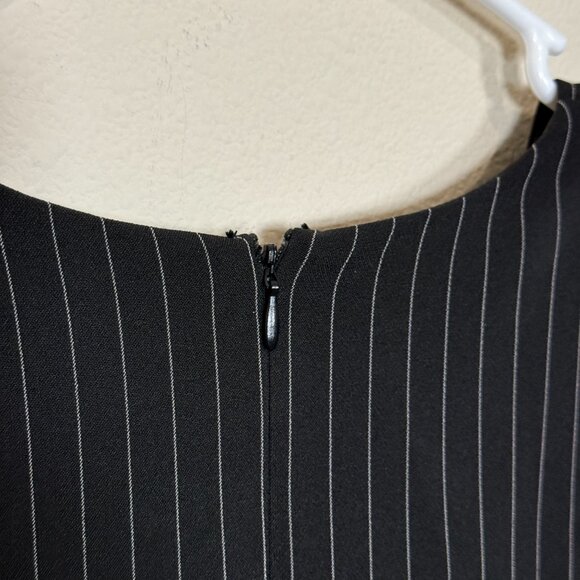 Ali & Jay dress Black Striped Long Sleeve Midi Dress Midi  LIKE NEW, S Women - Picture 6 of 7